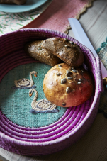 Round Raffia Bread Basket Embroidered Swans & Birds Rice DK